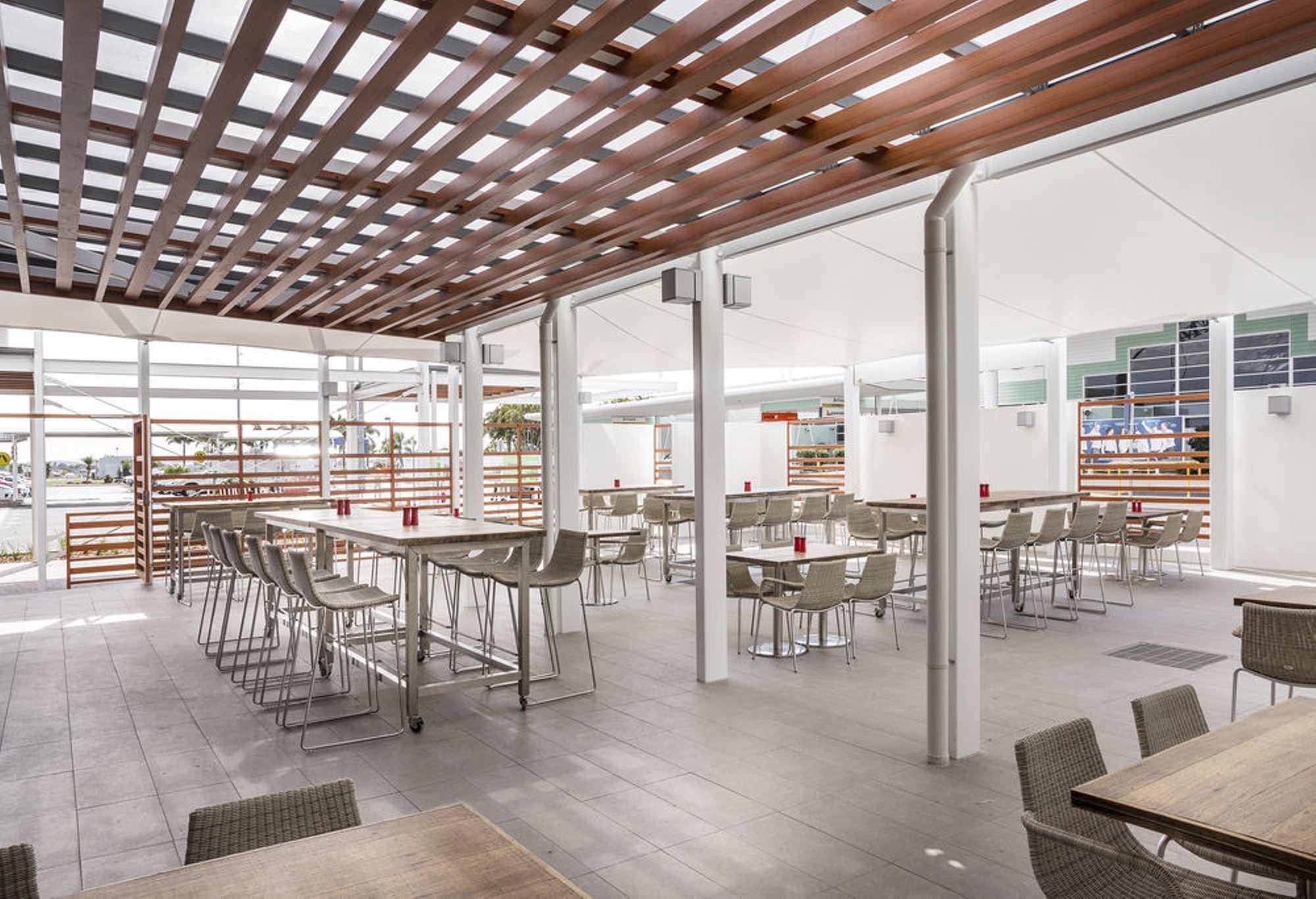 Ibis Mackay Hotel Exterior photo