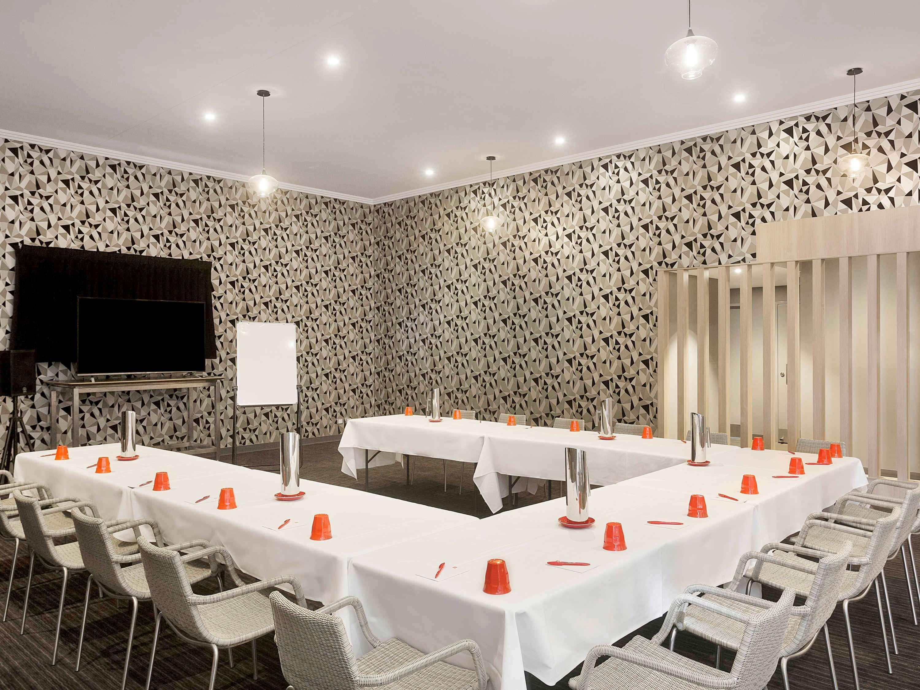 Ibis Mackay Hotel Exterior photo